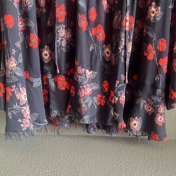 Free People - Picture 4 of 6